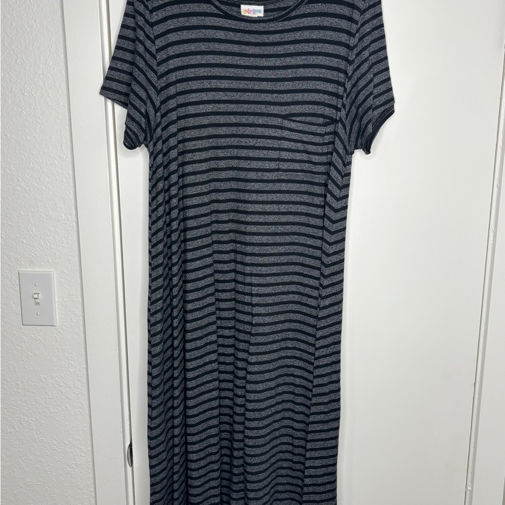 LuLaRoe “Carly” High Low Dress